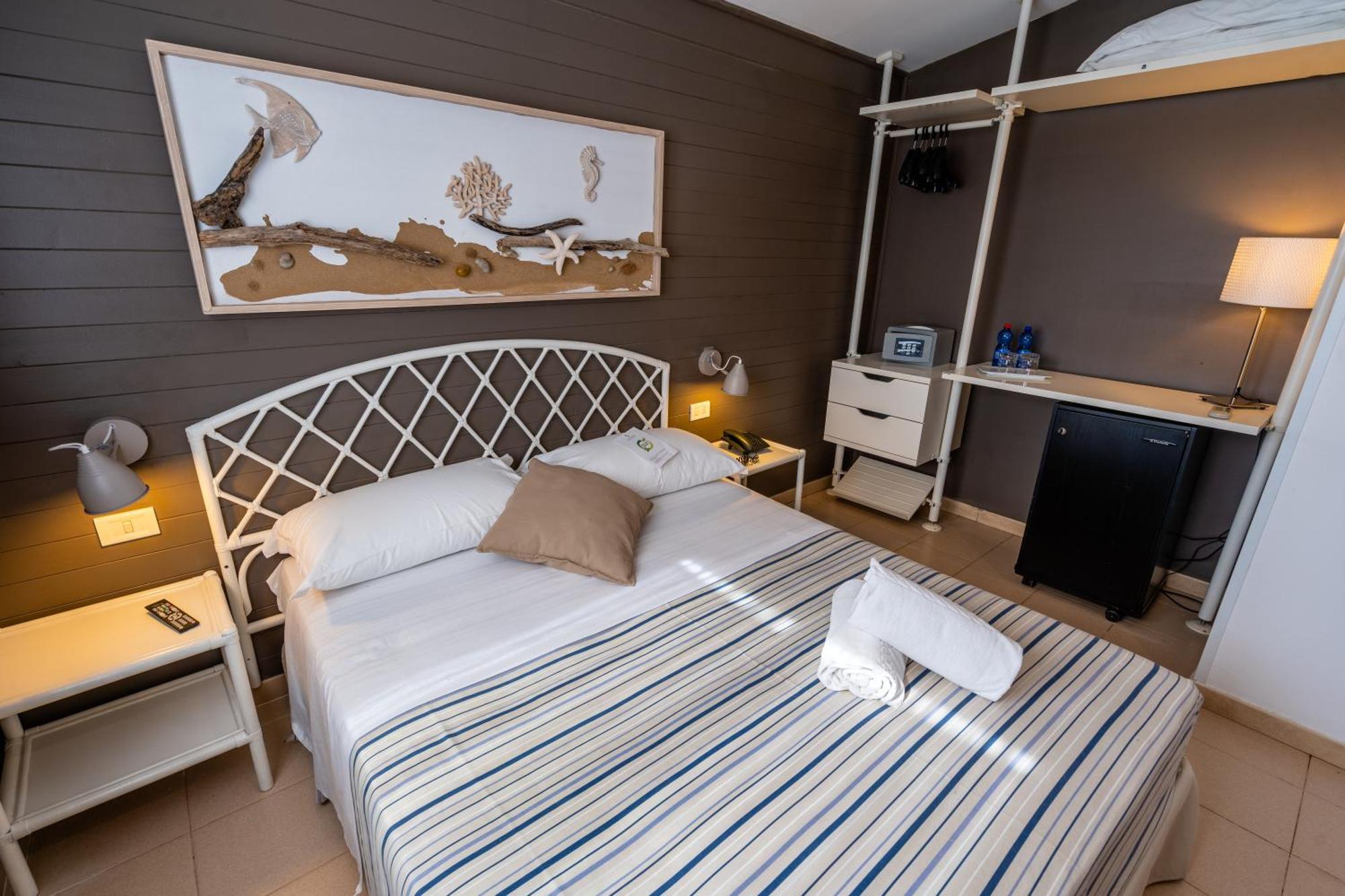 Comfort Triple Room