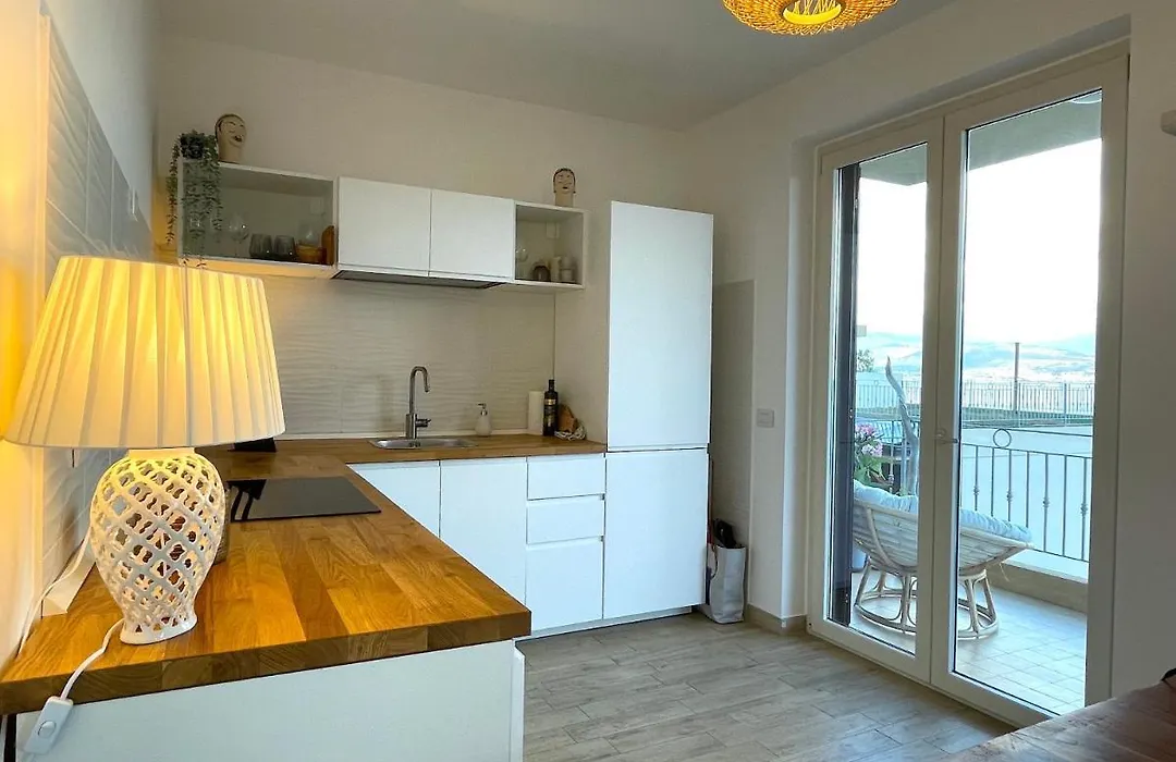 Casa Cannoni - Delizioso Appartamento Fronte Mare vista Stretto di Messina-1