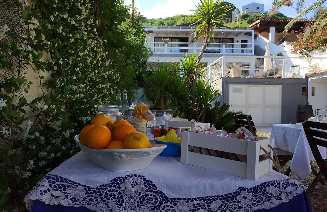 La Casa A Mare B&B-1