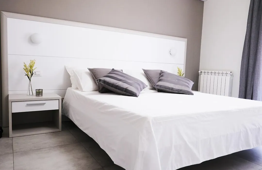 Sikania Casa Diamond-1