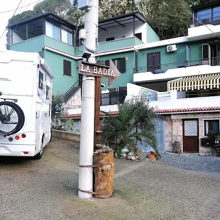 La Badia-2