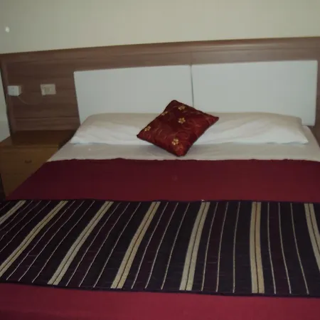 Hotel Mirage-3