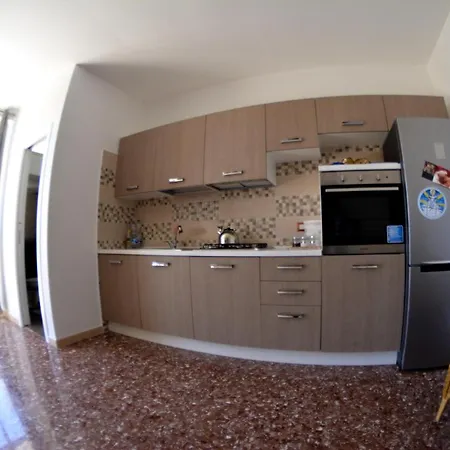 Casa Vacanze A 3 Minuti A Piedi Dal Mare-2